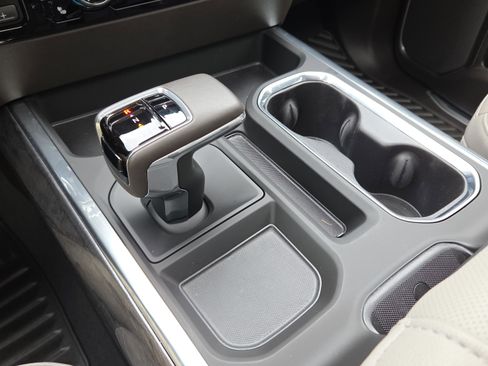 Used 2025 Chevrolet Silverado 1500 LTZ w/ Technology Package image 23