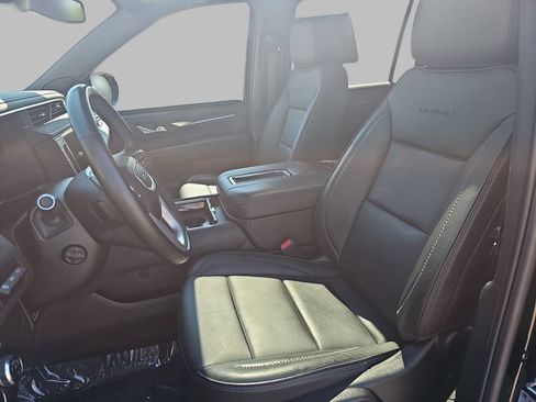 Certified 2024 GMC Yukon XL Denali AWD/4WD image 21