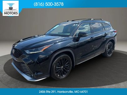 Used 2023 Toyota Highlander XSE