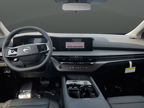 New 2025 Nissan Murano SV image 5