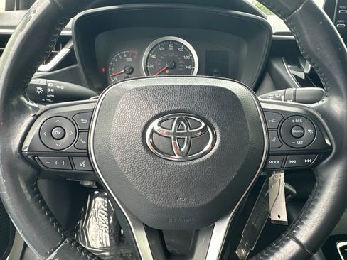 Used 2020 Toyota Corolla SE image 21