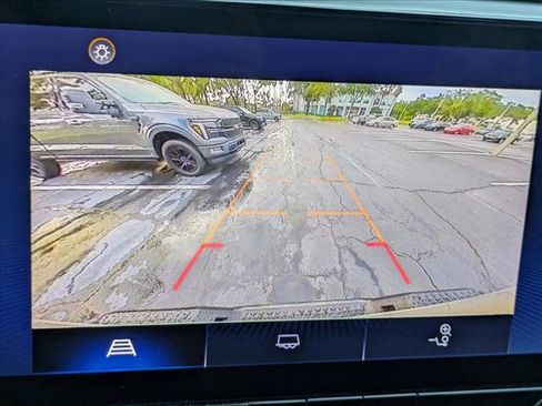 Used 2023 Chevrolet Colorado Trail Boss w/ Advanced Trailering Package AWD/4WD image 10