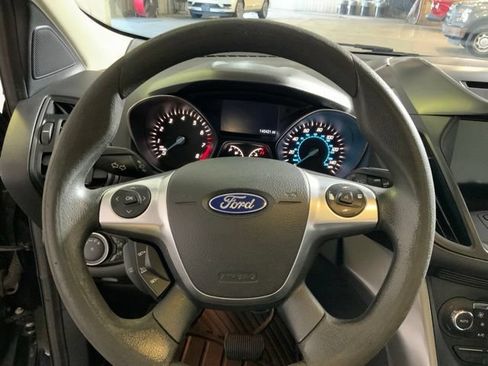 Used 2015 Ford Escape SE w/ Equipment Group 201A FWD image 22