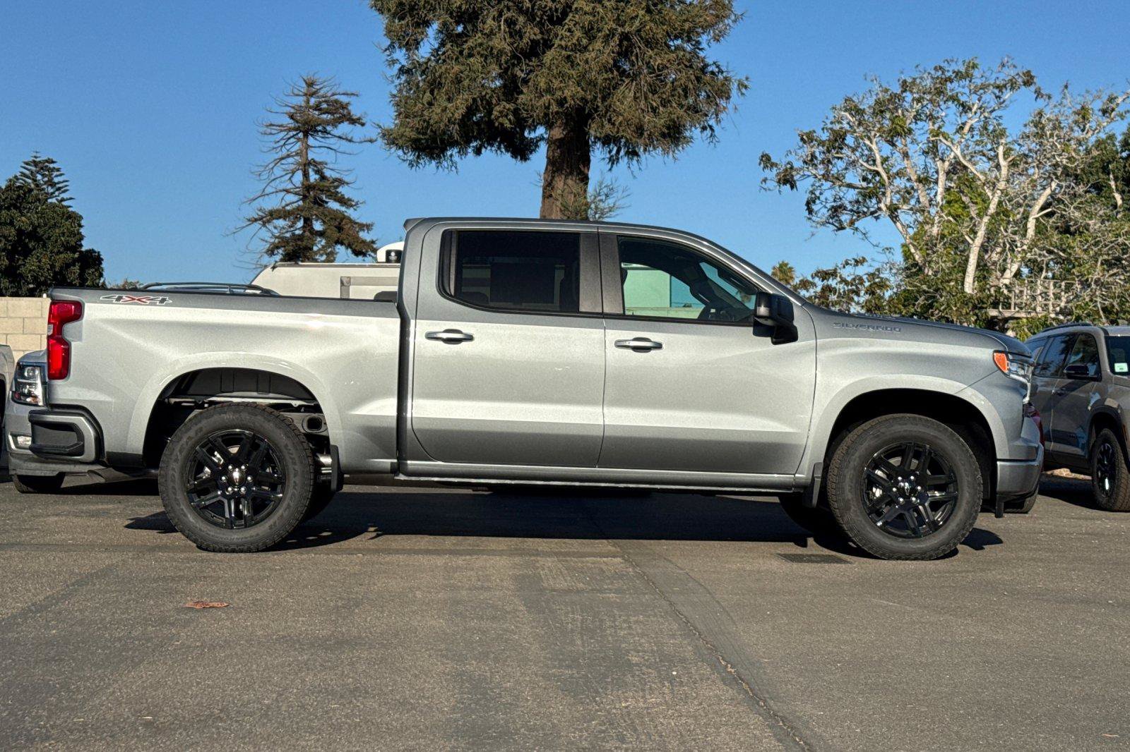 New 2026 Chevrolet Silverado 1500 RST w/ RST Select Package AWD/4WD image 4