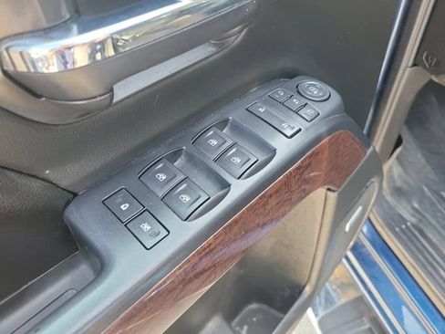 Used 2017 GMC Sierra 1500 SLT AWD/4WD image 14