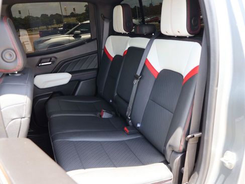 Used 2024 GMC Canyon AT4X AWD/4WD image 14