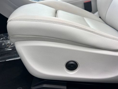 Used 2017 Mercedes-Benz GLA 250 4MATIC image 14