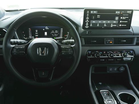 Used 2026 Honda Pilot Black Edition image 21