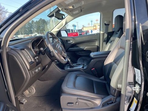 Used 2022 GMC Canyon AT4 w/ Trailering Package image 8