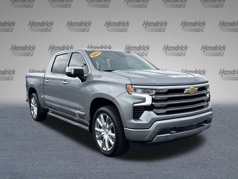 Used 2024 Chevrolet Silverado 1500 High Country image 2