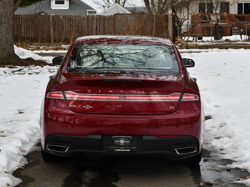 Used 2013 Lincoln MKZ image 5