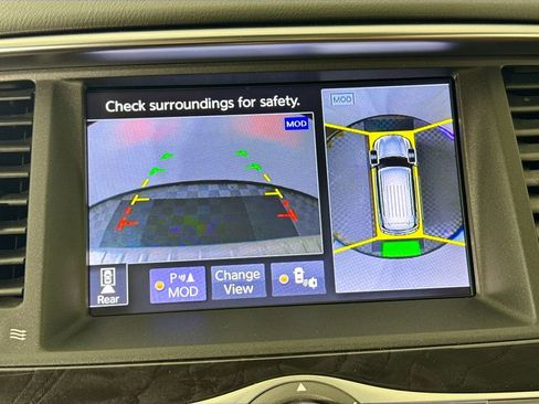 Used 2018 INFINITI QX80 4WD w/ Deluxe Technology Package image 14