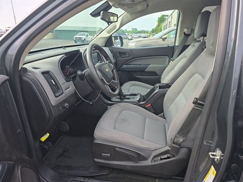 Used 2017 Chevrolet Colorado W/T w/ WT Convenience Package RWD image 7