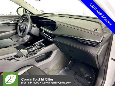Used 2025 Buick Envision Preferred AWD/4WD image 28