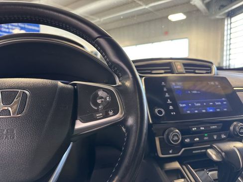 Used 2018 Honda CR-V Touring image 18