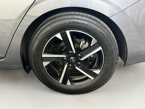 Used 2025 Nissan Sentra SV image 11