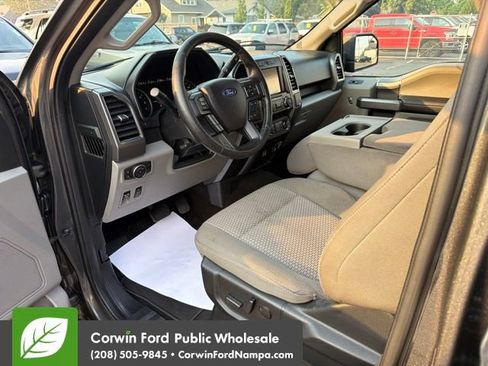 Used 2019 Ford F150 XLT w/ Equipment Group 302A Luxury AWD/4WD image 13