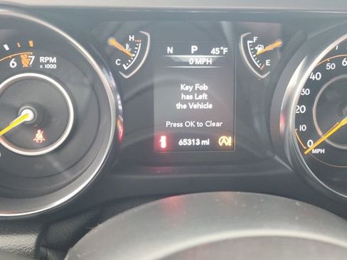 Used 2019 Jeep Wrangler Unlimited Sport S image 25