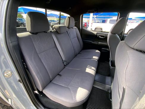 Used 2019 Toyota Tacoma TRD Off-Road w/ Technology Package RWD image 20
