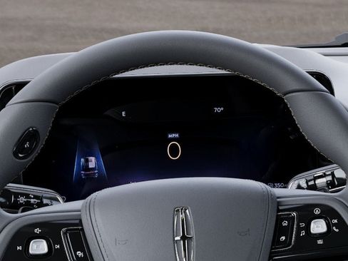 New 2027 Lincoln Aviator Reserve AWD/4WD image 13