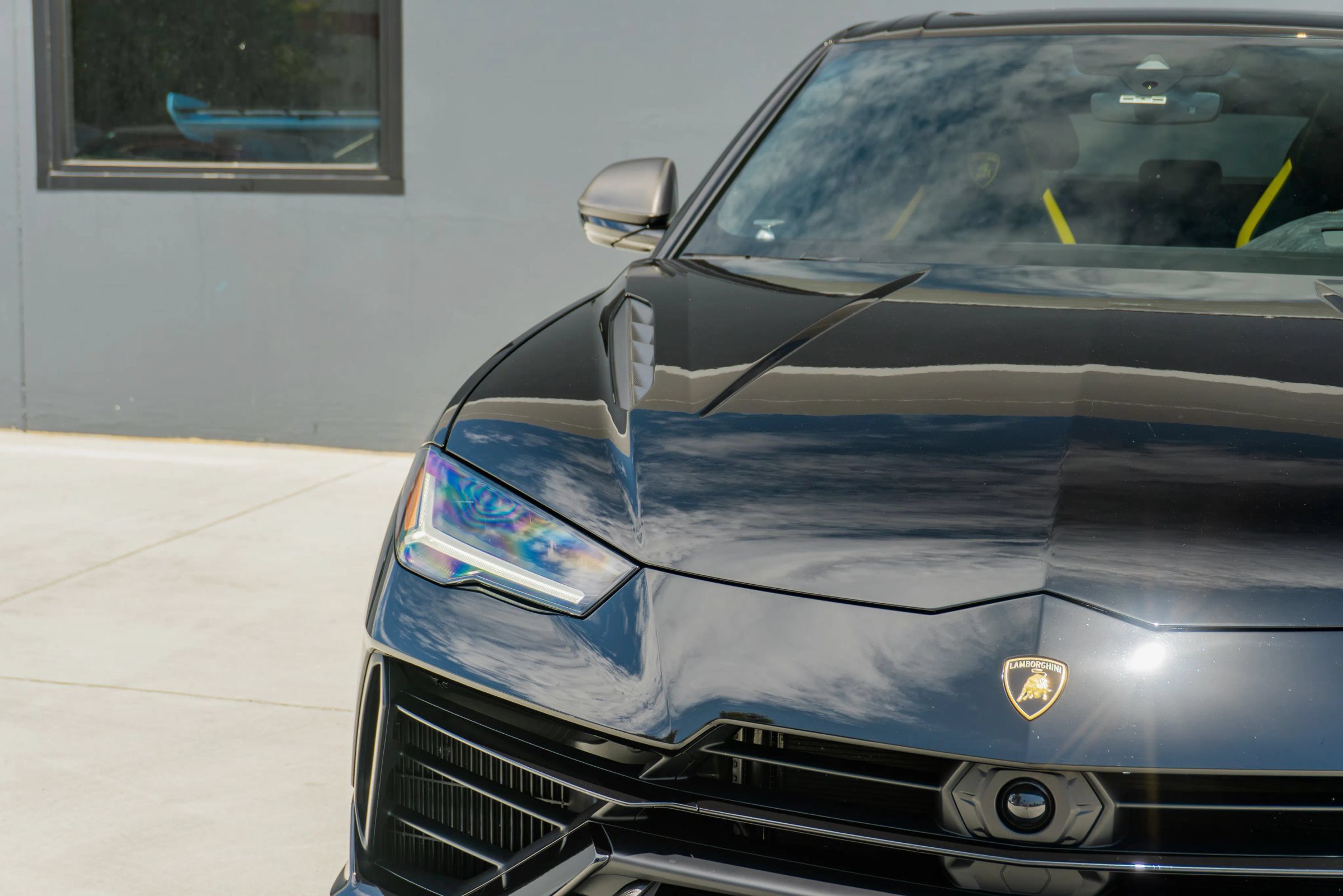 Used 2024 Lamborghini Urus Performante AWD/4WD image 32