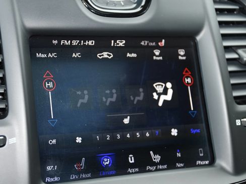 Used 2018 Chrysler 300 S w/ 300S Alloy Package image 35