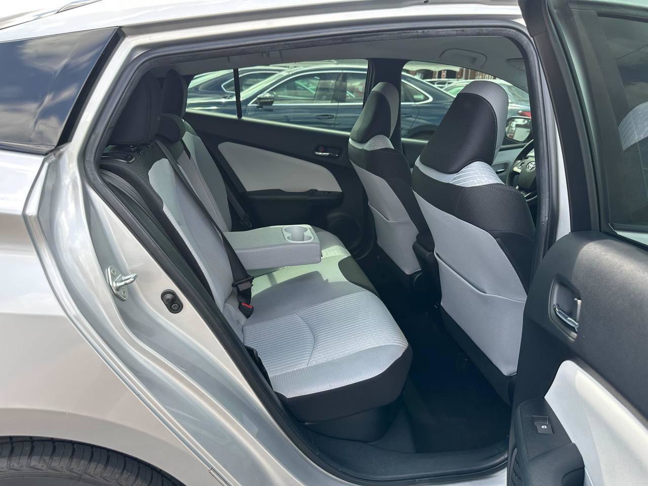 Used 2016 Toyota Prius Two w/ Protection Package FWD image 31