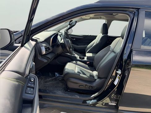 Used 2024 Subaru Outback Onyx Edition AWD/4WD image 10