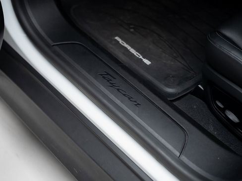 Used 2023 Porsche Taycan w/ Premium Package image 53