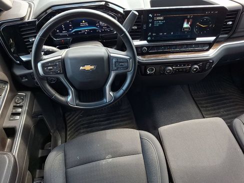 Used 2023 Chevrolet Silverado 1500 LT AWD/4WD image 11
