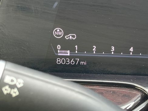 Used 2021 Cadillac Escalade ESV Sport Platinum w/ LPO, ONYX Package image 20