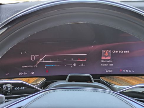 Certified 2025 Cadillac Escalade Sport Platinum w/ LPO, ONYX Package image 32