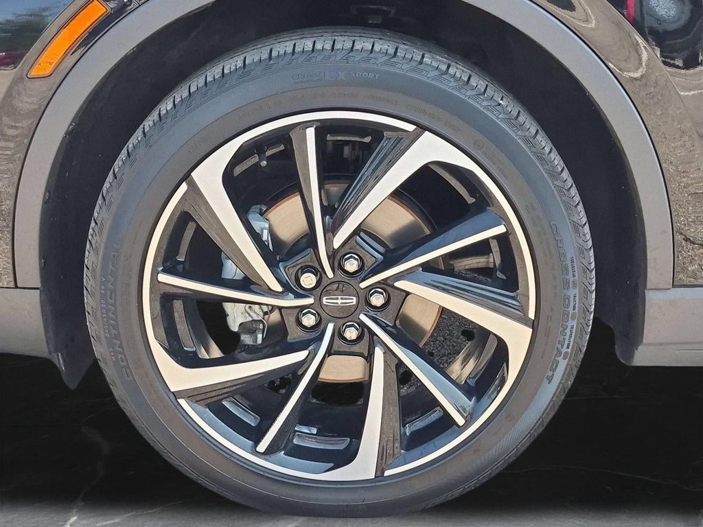 Used 2023 Lincoln Corsair Reserve w/ Equipment Group 201A AWD/4WD image 33