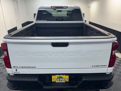 Used 2022 Chevrolet Silverado 2500 Custom w/ Custom Value Package AWD/4WD image 34