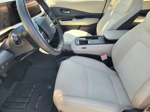 Certified 2023 Nissan Ariya FWD image 17