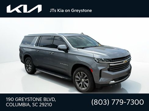 Used 2022 Chevrolet Suburban LT w/ Luxury Package AWD/4WD image 1
