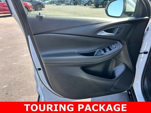 Used 2024 Buick Encore GX Sport Touring FWD image 12
