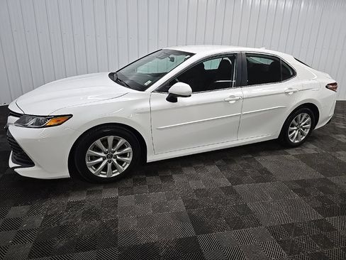 Used 2020 Toyota Camry LE w/ Carpet Mat Package FWD image 6