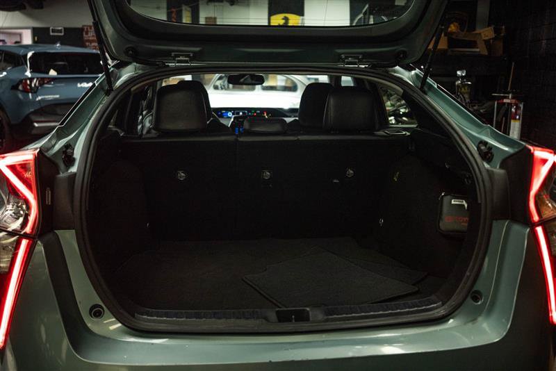 Used 2017 Toyota Prius Four Touring w/ Carpet Mat Package FWD image 7