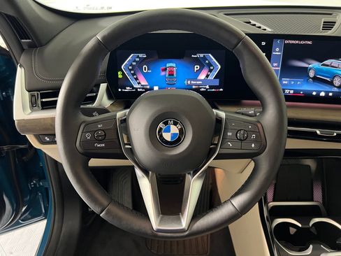 Used 2025 BMW X1 xDrive28i w/ Premium Package image 17