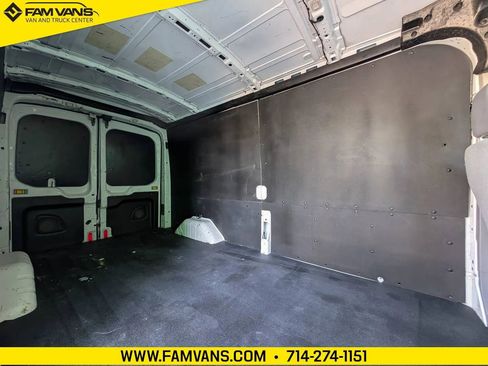 Used 2018 Ford Transit 150 148 Medium Roof RWD image 11