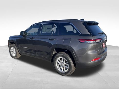 New 2025 Jeep Grand Cherokee Laredo X w/ Trailer Tow Package image 4