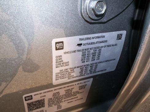 New 2026 GMC Sierra 1500 AT4 w/ AT4 Premium Package AWD/4WD image 38