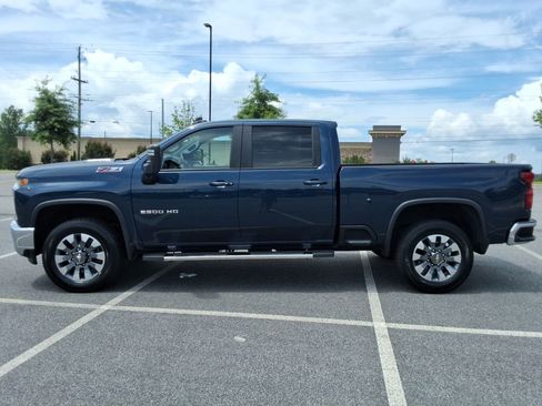 Used 2023 Chevrolet Silverado 2500 LT AWD/4WD image 8
