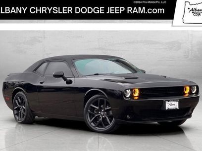 Used 2020 Dodge Challenger SXT w/ Driver Convenience Group