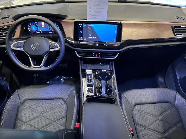 Certified 2026 Volkswagen Atlas SE FWD image 19
