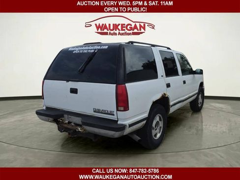Used 1998 Chevrolet Tahoe 4WD image 3