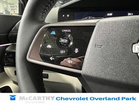 Used 2025 Nissan Murano SL AWD/4WD image 14