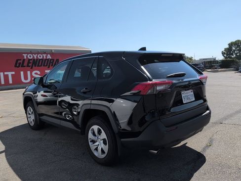 Used 2025 Toyota RAV4 LE FWD image 5