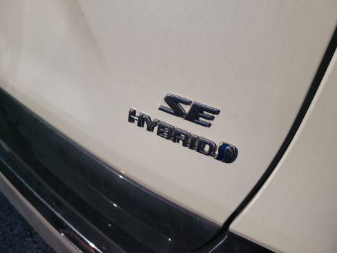 Used 2022 Toyota RAV4 SE AWD/4WD image 10